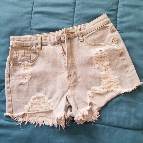 Jean shorts - Picture 5 of 9